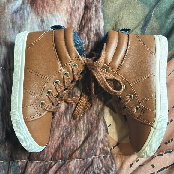 Cat n Jack boys size 8 - Picture 5 of 5